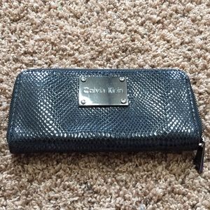 Black Calvin Klein clutch